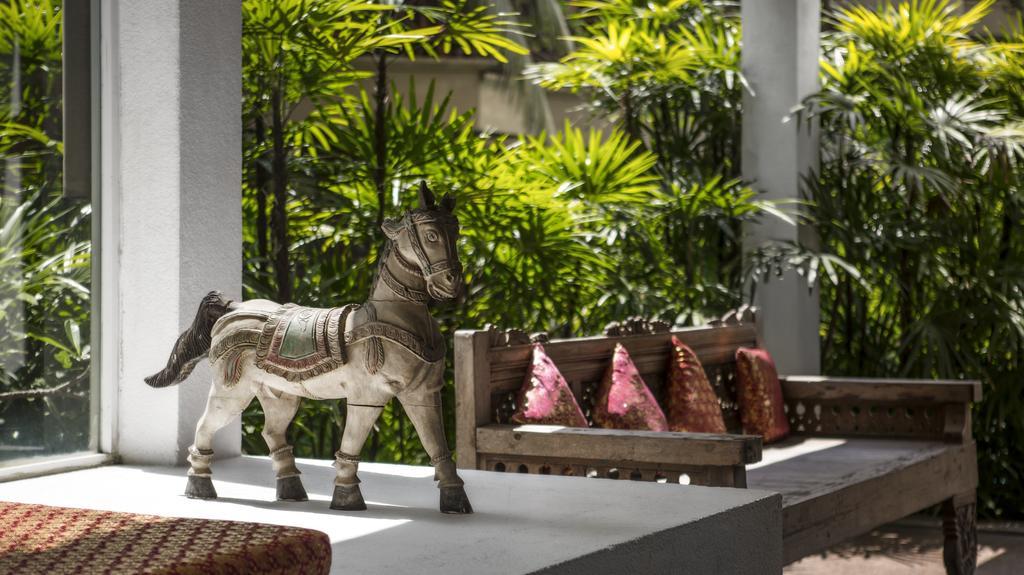 Royal Palms Beach Hotel Kalutara Exterior photo